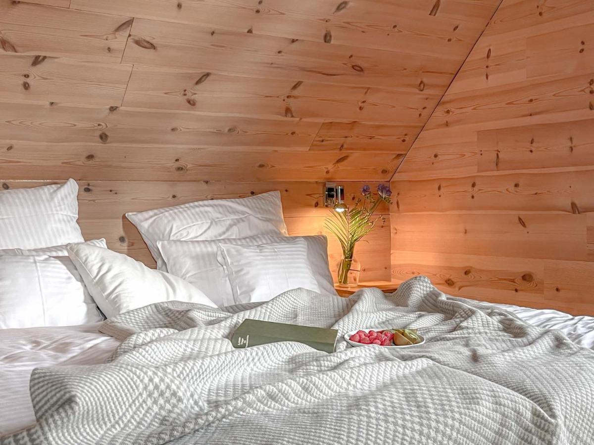 Traumhaff Kustenchalets: Lärchenwoodchalets mit Kamin und Sauna an der Ostsee Vogelsang-Warsin Exterior photo