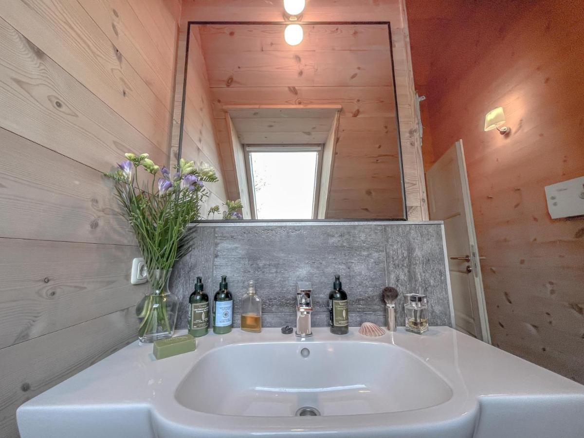 Traumhaff Kustenchalets: Lärchenwoodchalets mit Kamin und Sauna an der Ostsee Vogelsang-Warsin Exterior photo